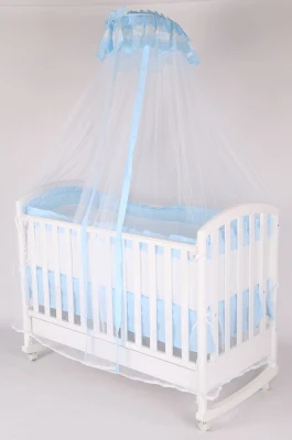 Função de balanço da cama de bebê de madeira do pinho contínuo da mobília luxuosa das crianças de Coolkids M92